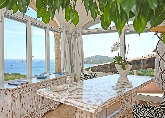 Anna فندق مبيت وإفطار 4*